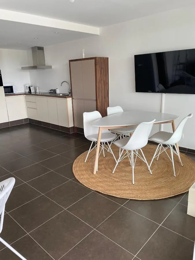 Mazee Apartment Ostend