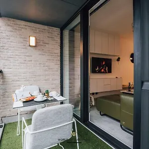  Appartement Met Twee Aan Zee